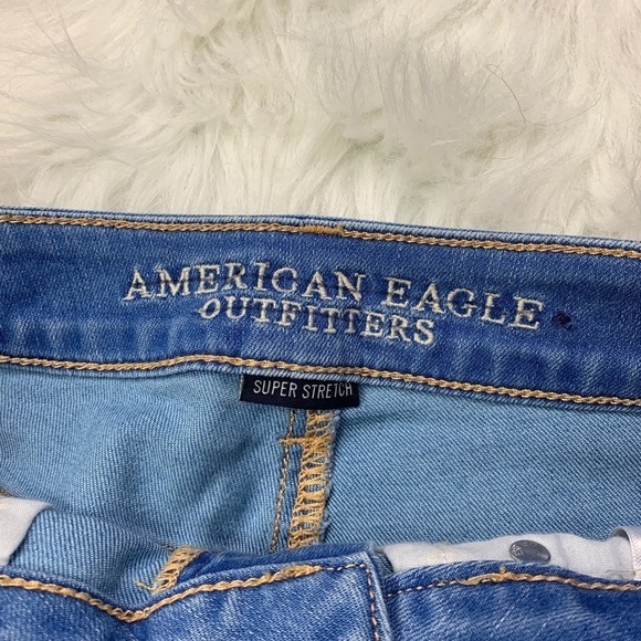American Eagle Basic Blue Jean Shorts - Picture 2 of 4
